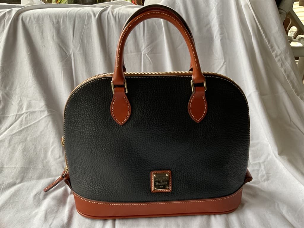 Original photo of leather handbag