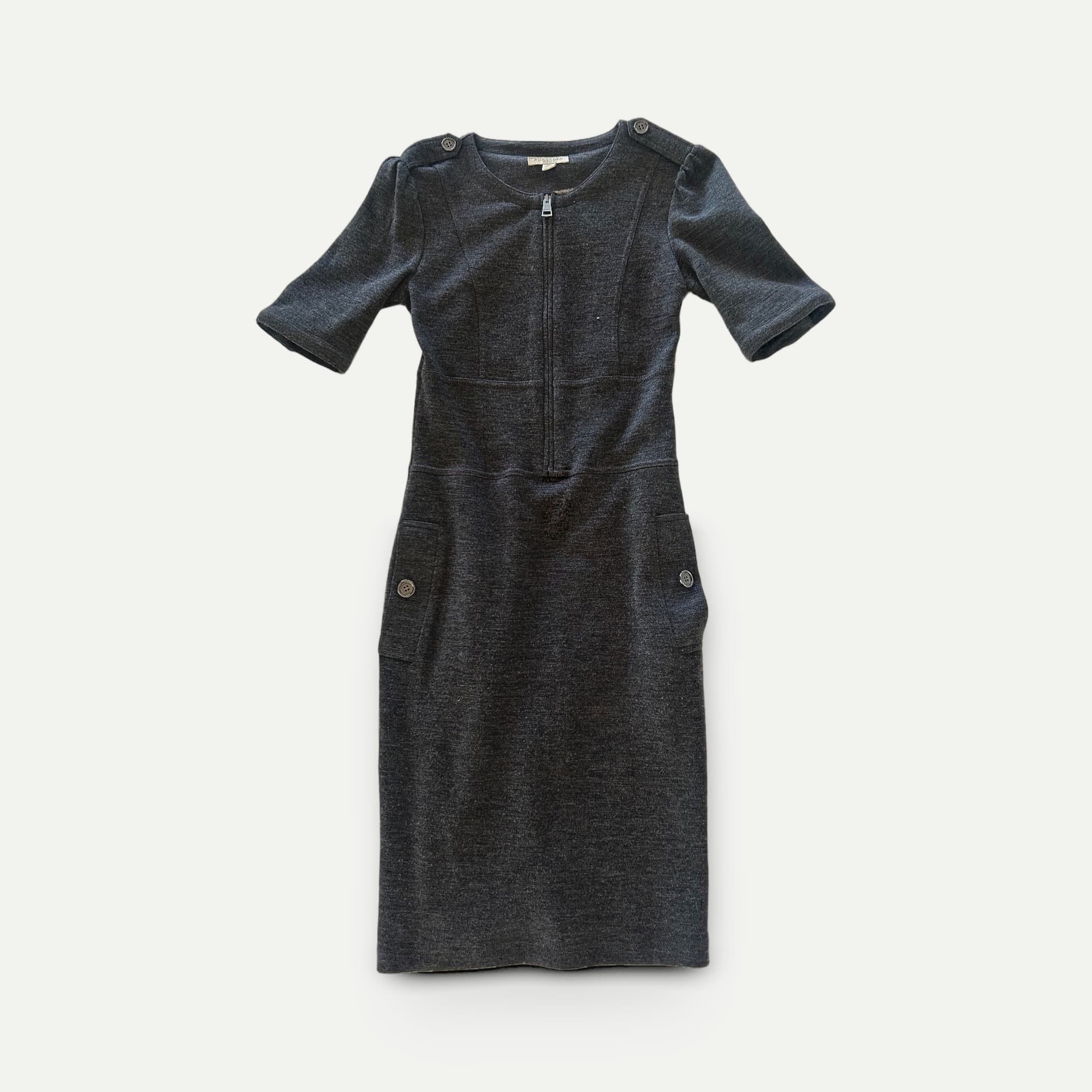 Charcoal dress, finished with Photolister